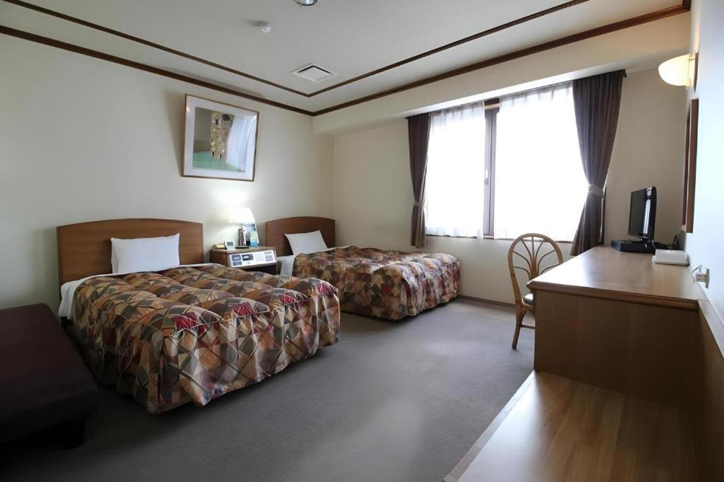 Neyagawa Trend Hotel Osaka Luaran gambar